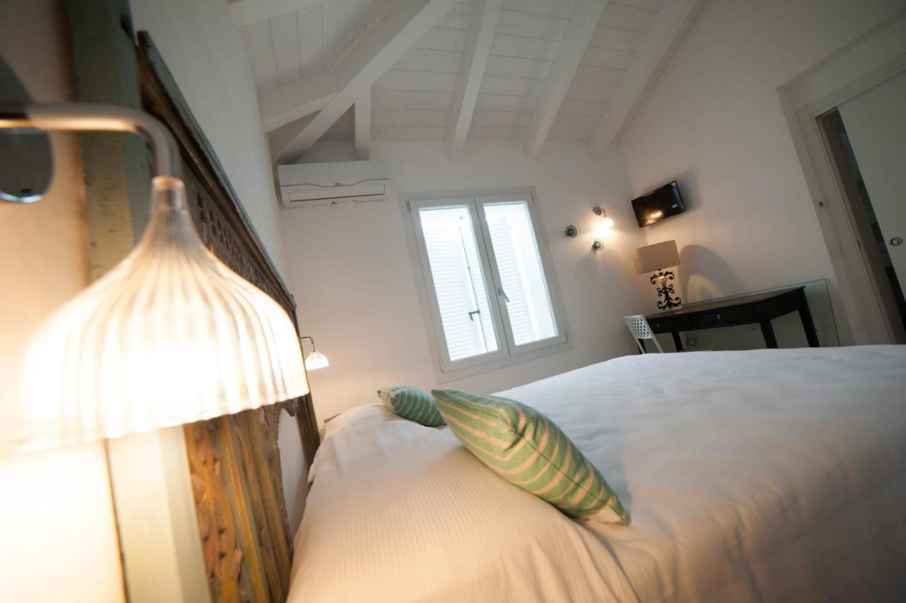 Bed & Breakfast A Mare Affitta Camere Fano Kültér fotó
